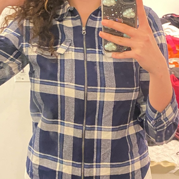 Zipped up blouse - Picture 3 of 4